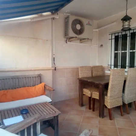 Casa Cheri بيت للعطل *